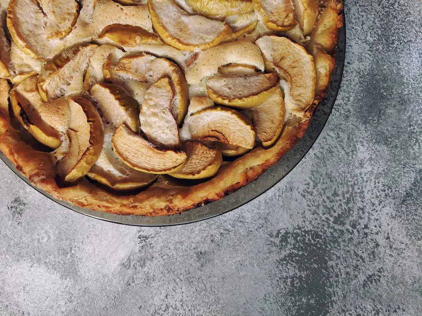 Image of assembling an apple pie